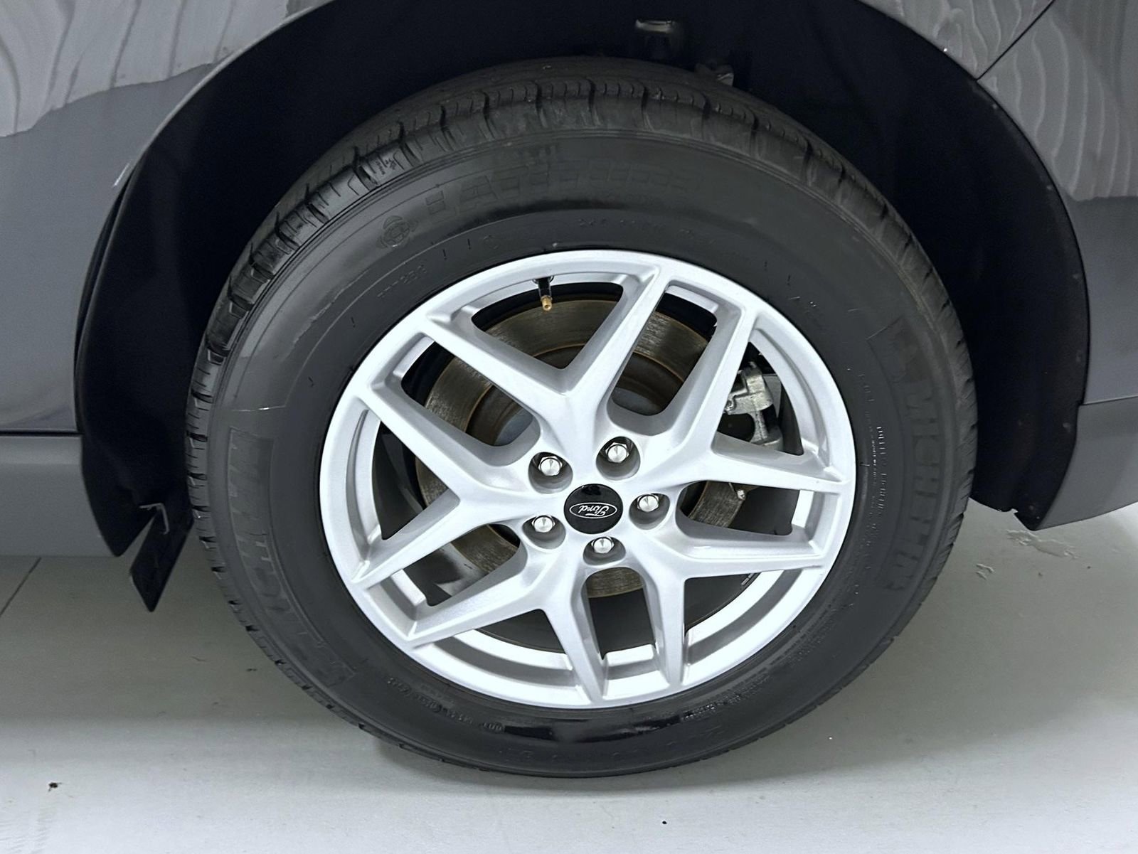 Used 2024 Ford Edge SEL image 22