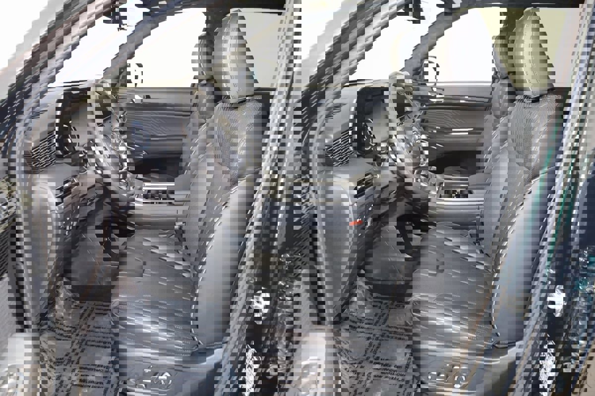 Used 2024 Hyundai Palisade Calligraphy image 12