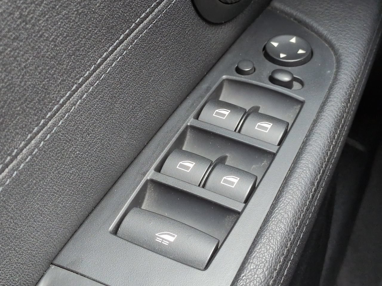 Used 2012 BMW Z4 sDrive28i RWD image 20