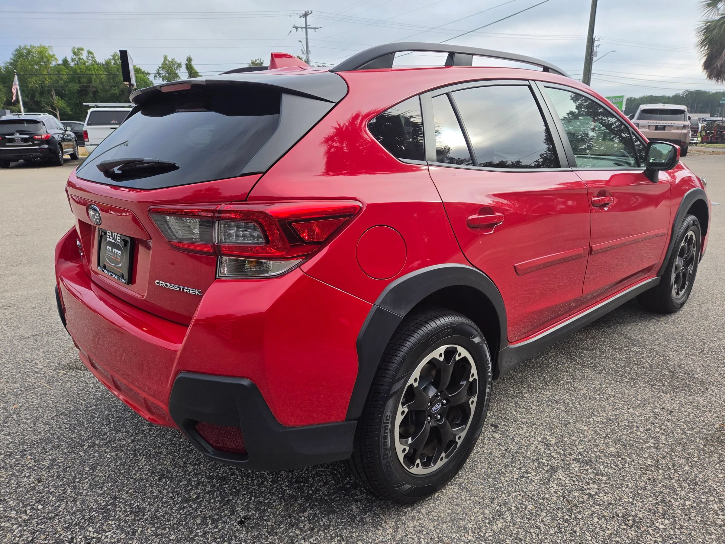 Used 2021 Subaru Crosstrek 2.0i Premium w/ Moonroof Package AWD/4WD image 5
