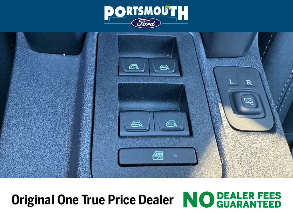 New 2025 Ford Bronco Badlands image 24