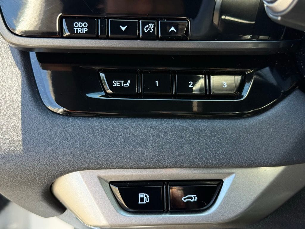 Used 2023 Lexus RX 350 Premium w/ Accessory Package FWD image 26