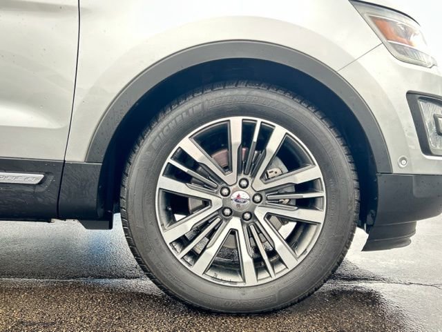 Used 2016 Ford Explorer Platinum image 15