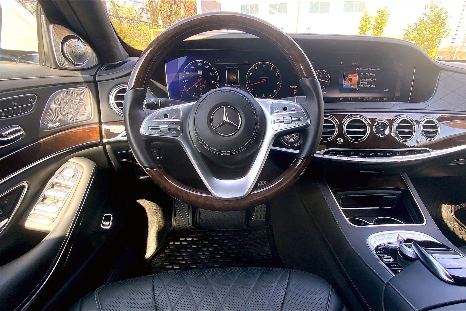 Used 2018 Mercedes-Benz S 560 4MATIC Sedan image 5