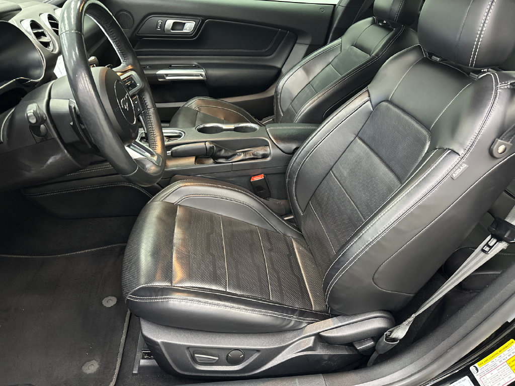 Used 2020 Ford Mustang GT Premium w/ Equipment Group 401A RWD image 9