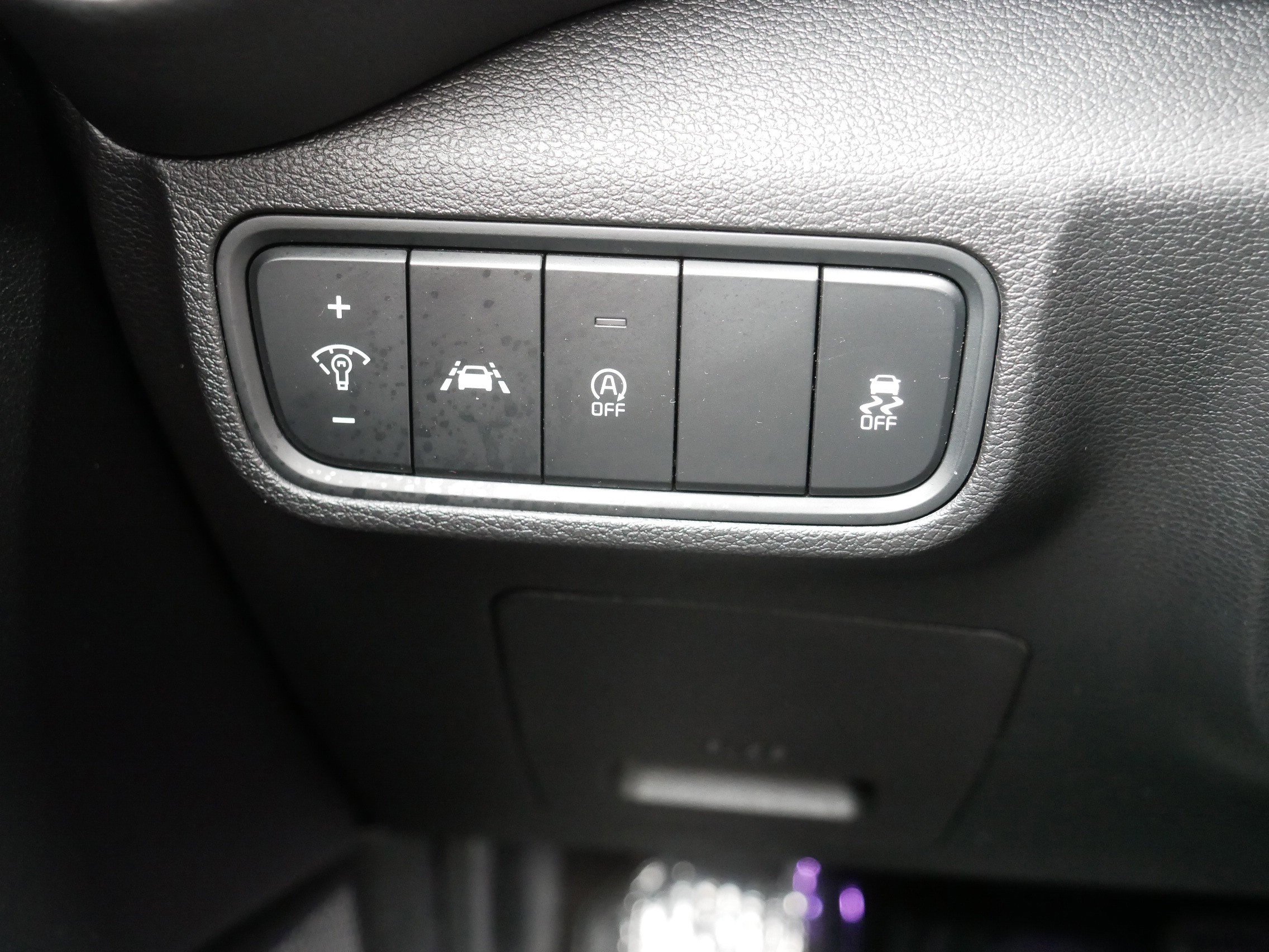 Used 2020 Kia Soul GT-Line FWD image 24