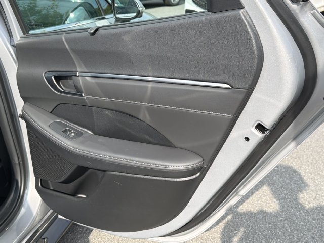 Certified 2023 Hyundai Sonata Limited FWD image 16