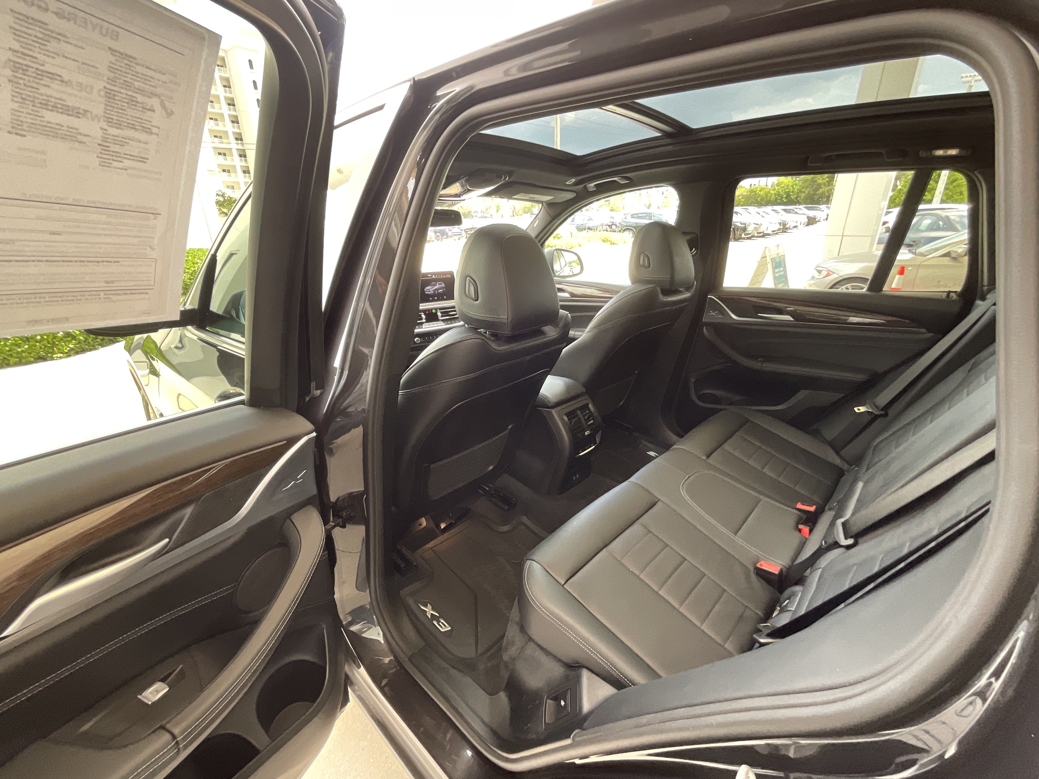 Used 2024 BMW X3 sDrive30i w/ Premium Package RWD image 25