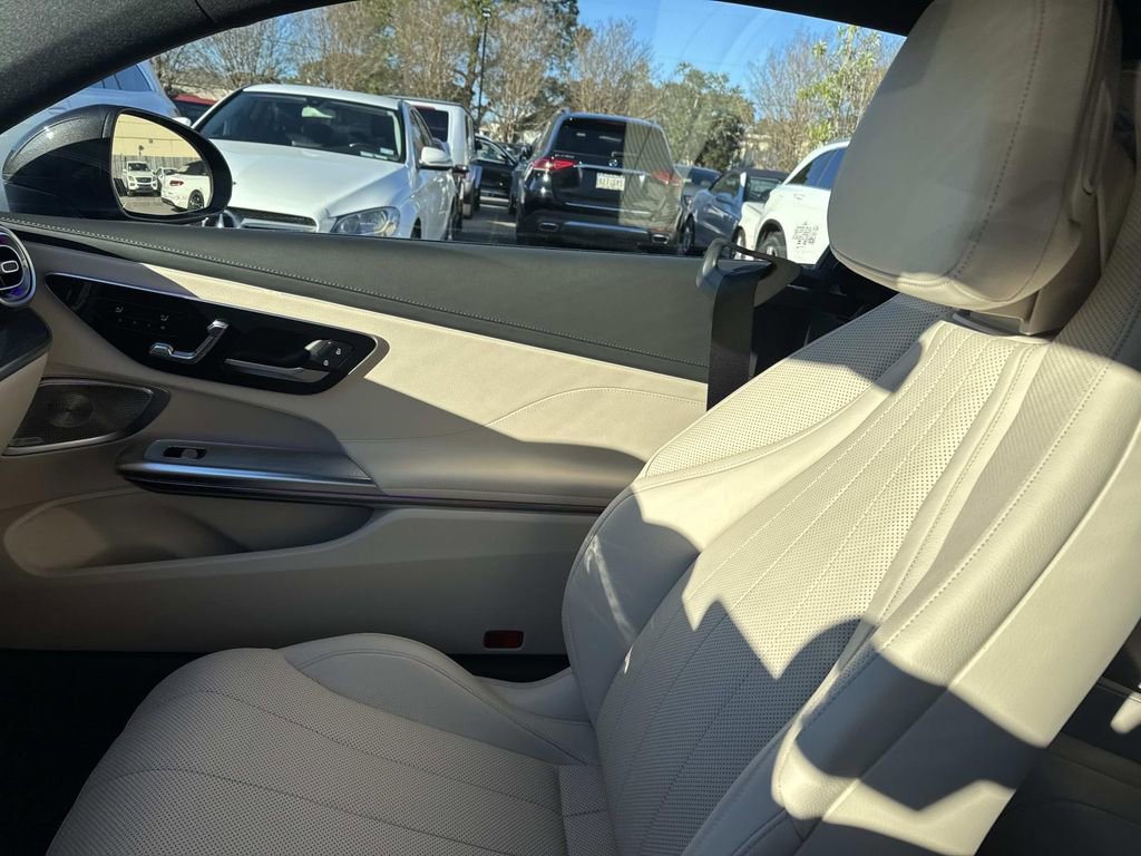 Used 2024 Mercedes-Benz CLE 300 4MATIC Coupe image 16