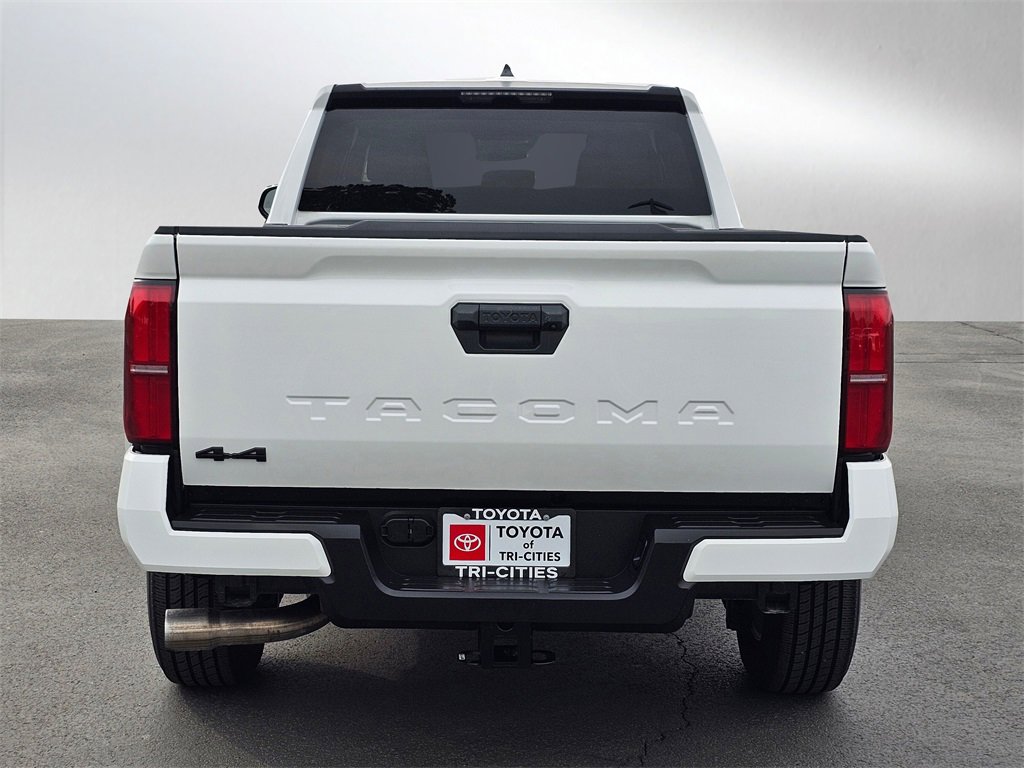 Used 2025 Toyota Tacoma SR5 image 4
