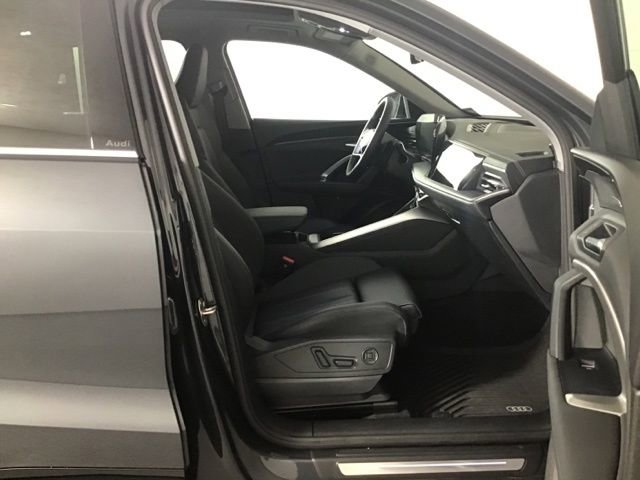 Used 2025 Audi Q5 Premium w/ Premium Plus AWD/4WD image 25