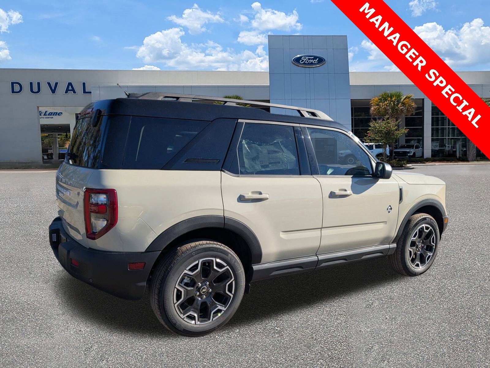 New 2025 Ford Bronco Sport Outer Banks image 4