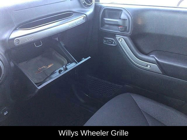 Used 2018 Jeep Wrangler Unlimited Sport image 29