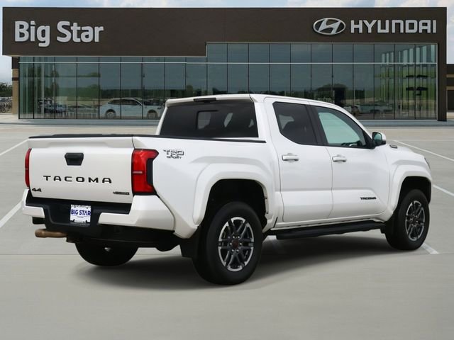 Used 2024 Toyota Tacoma TRD Sport w/ TRD Sport Upgrade Package image 4