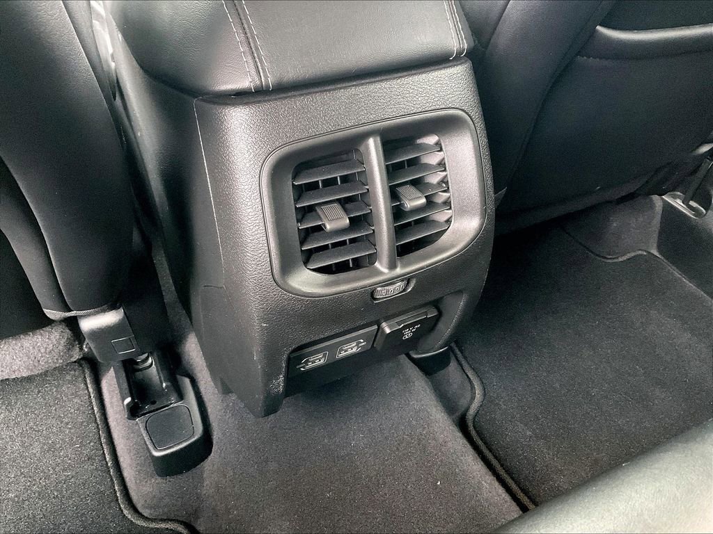 Used 2023 Jeep Cherokee Altitude Lux image 25