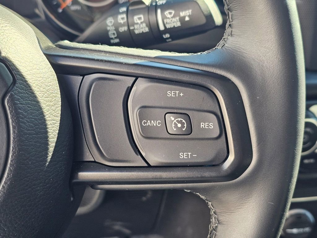 Used 2022 Jeep Wrangler Willys image 23