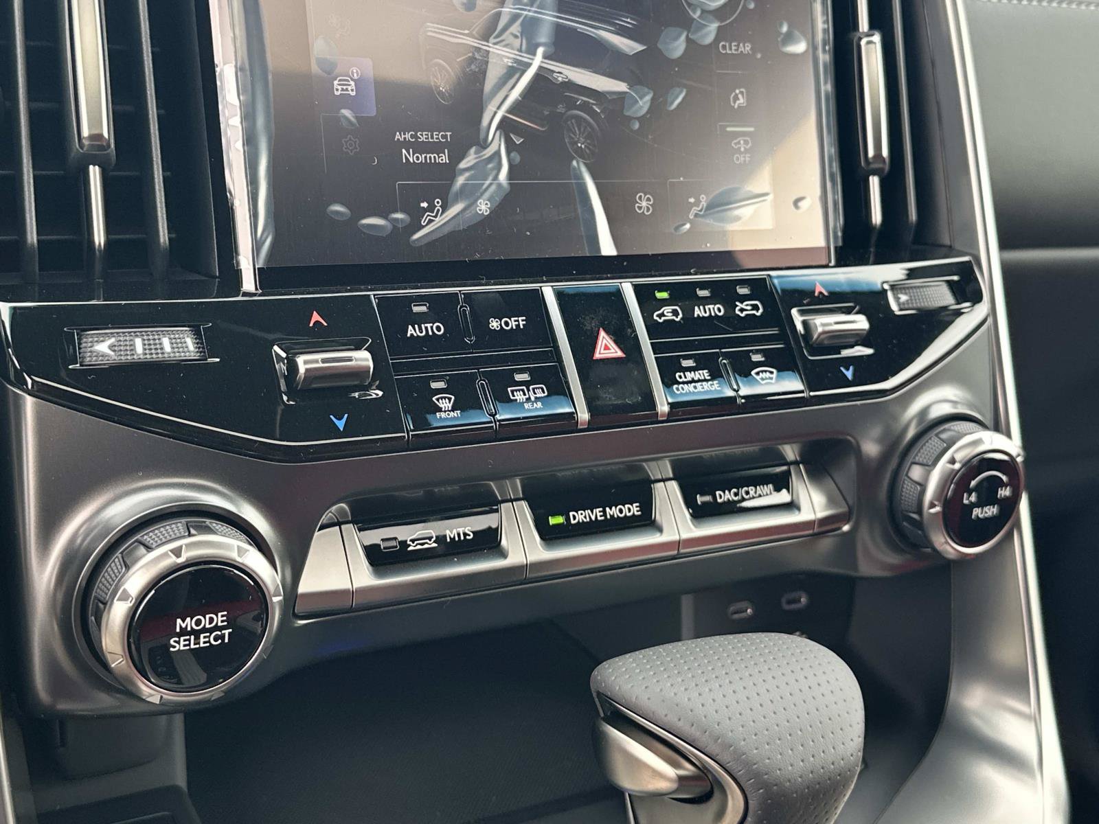 New 2026 Lexus LX 600 F Sport w/ Accessory Package (2T) AWD/4WD image 14