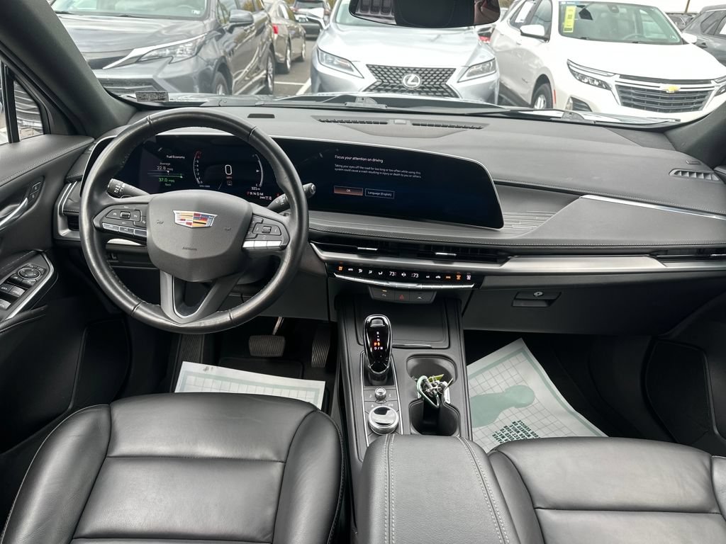 Used 2024 Cadillac XT4 Premium Luxury AWD/4WD image 18
