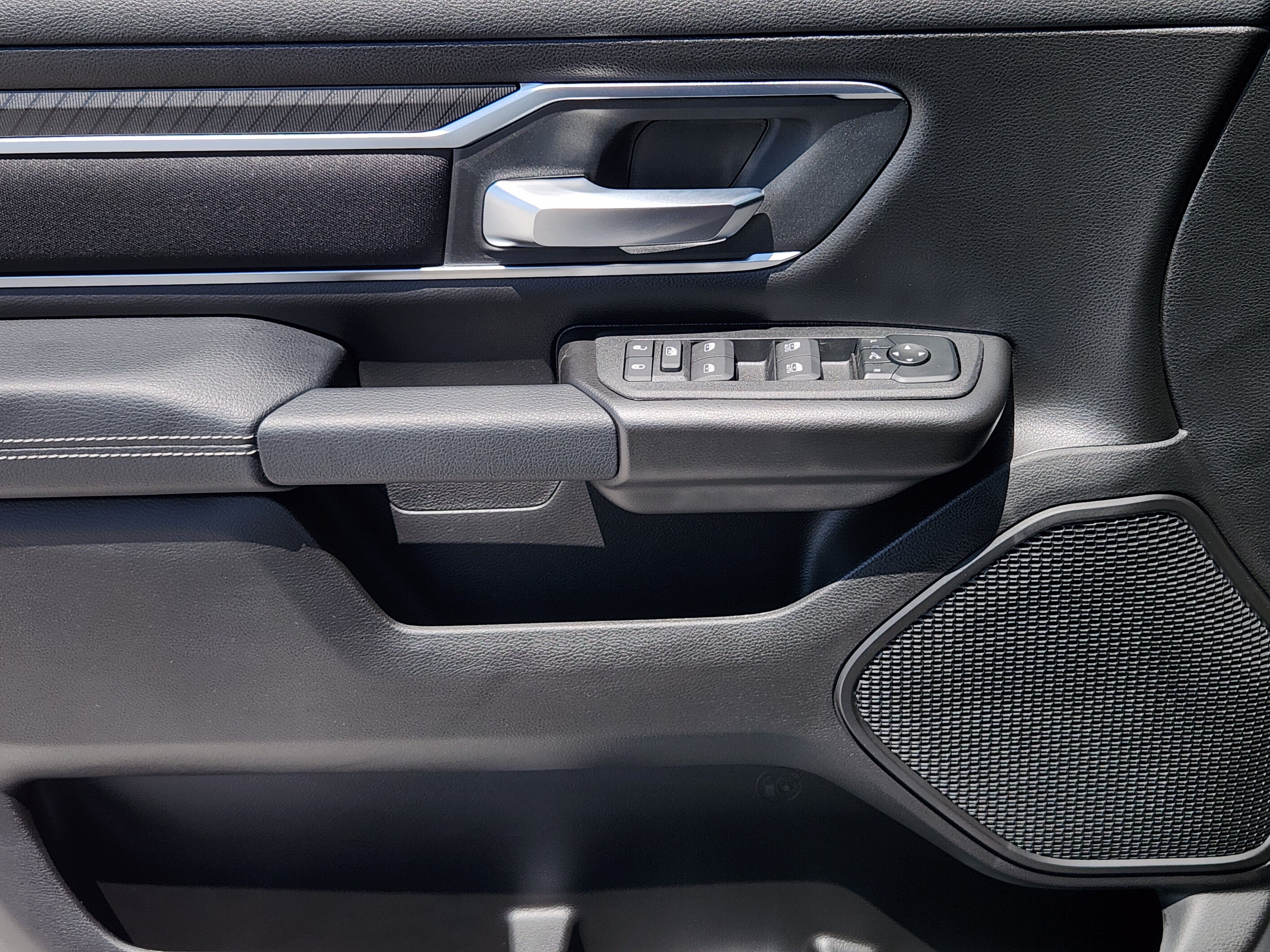 New 2026 RAM 1500 Big Horn AWD/4WD image 18