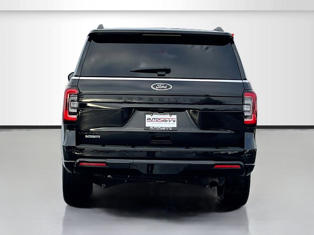 Used 2023 Ford Expedition Limited image 6