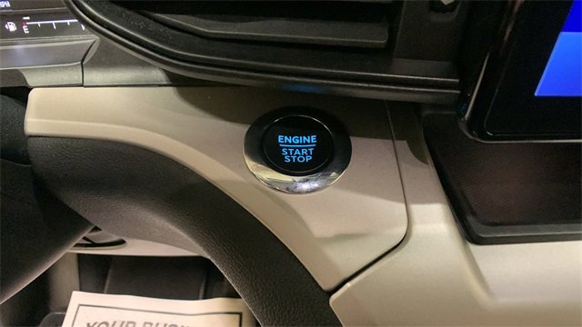 Used 2023 Ford Explorer XLT image 37