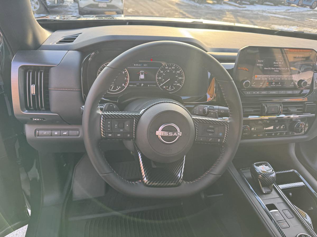 Used 2025 Nissan Pathfinder Rock Creek image 9