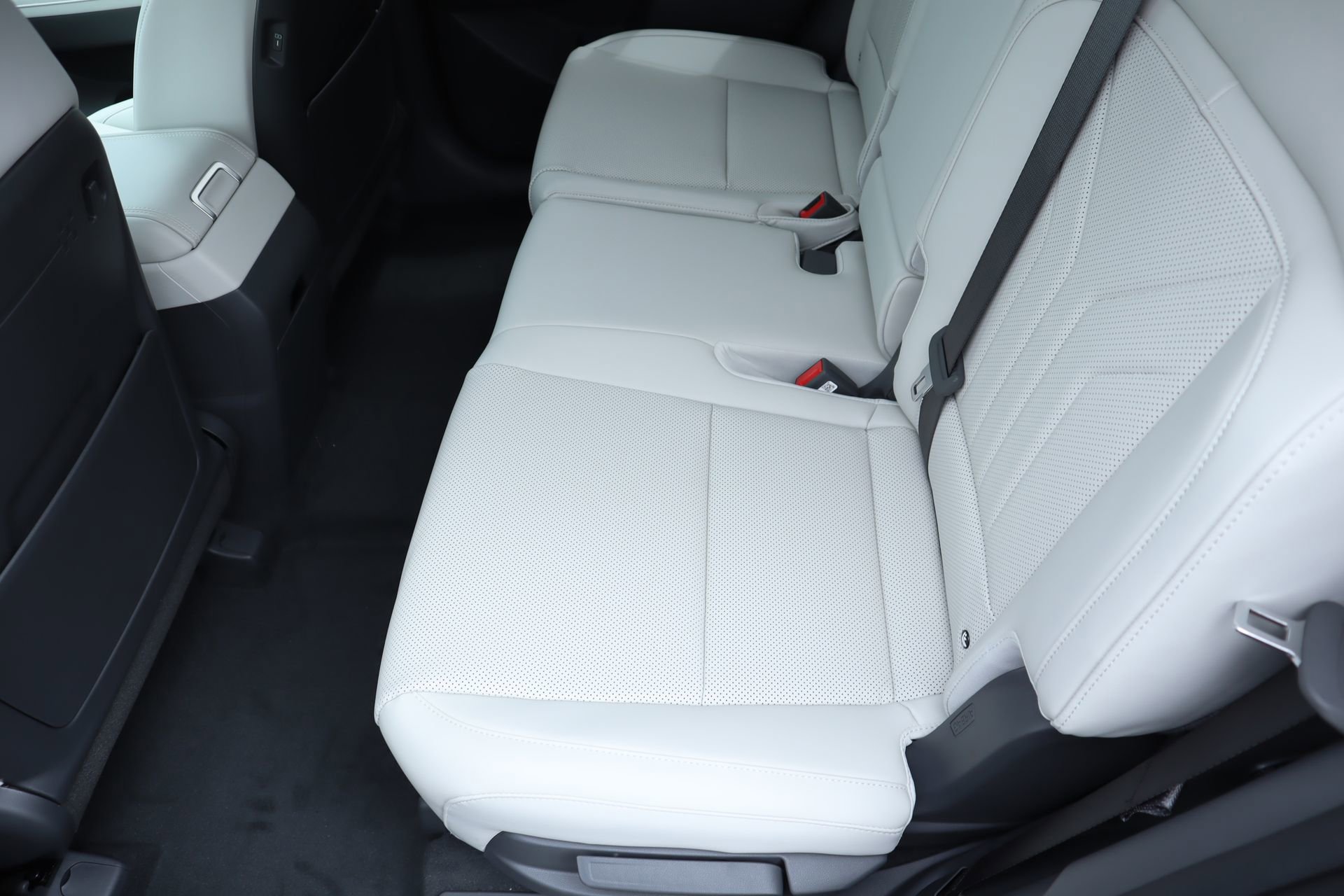 New 2026 Hyundai Santa Fe SEL FWD image 11