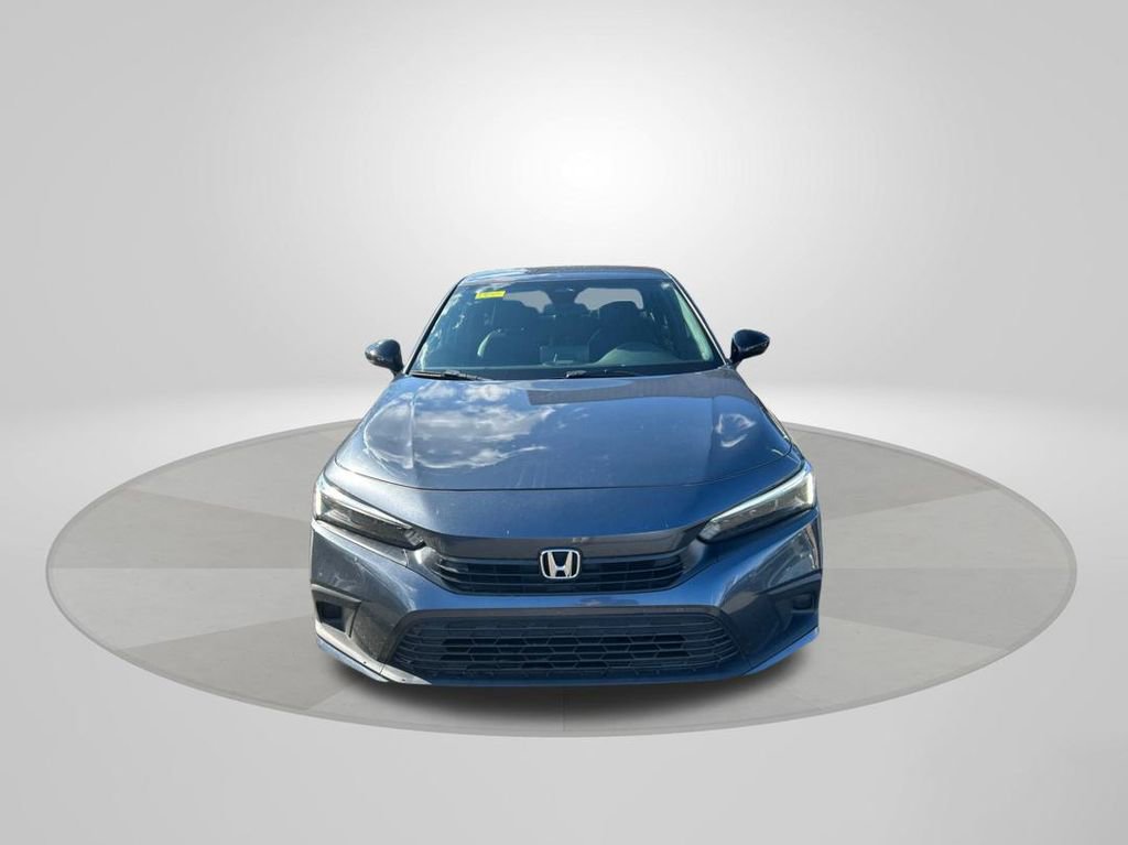 Used 2023 Honda Civic Sport image 2