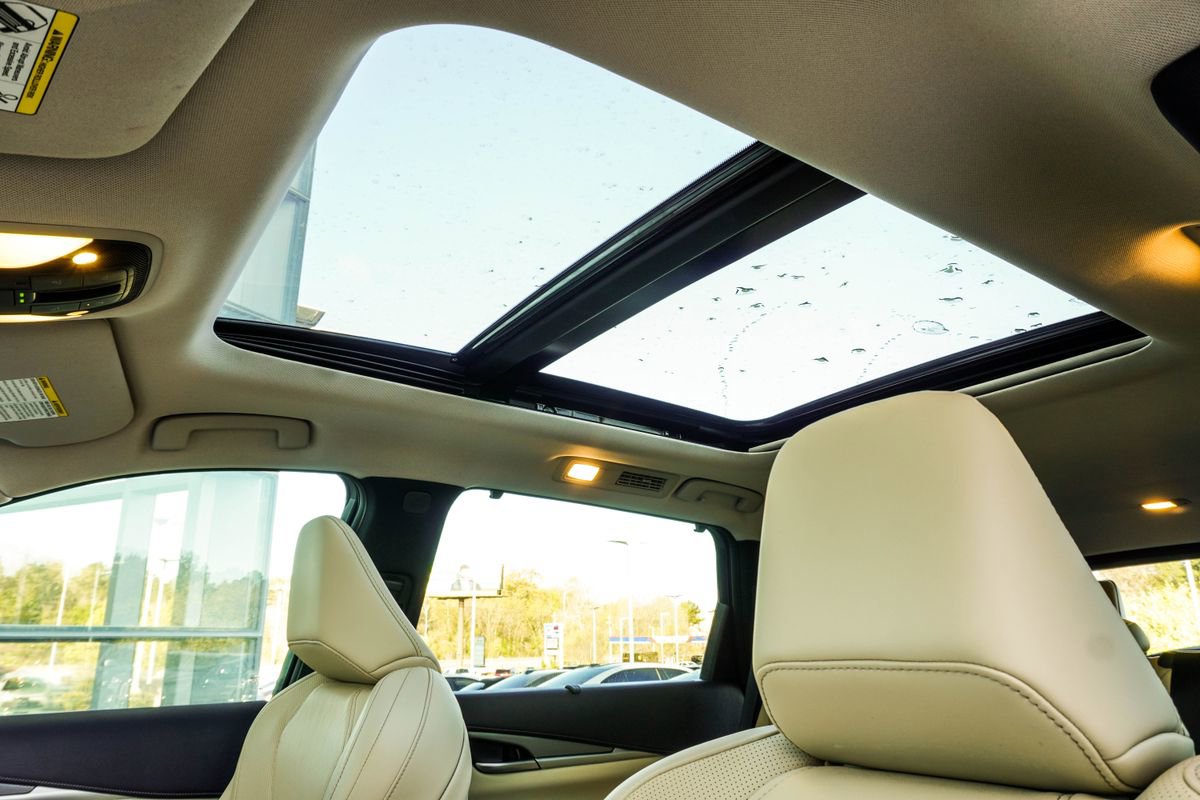 Used 2023 INFINITI QX60 Luxe w/ Performance Audio Package image 41