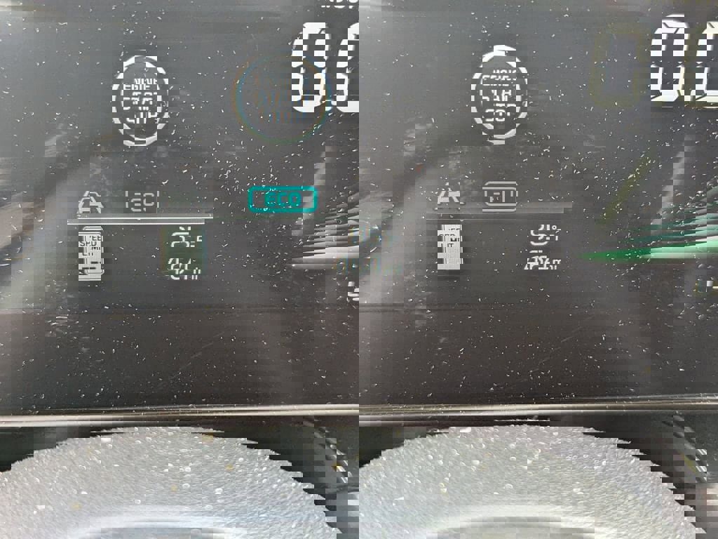 Used 2025 Kia Niro EX Touring image 27