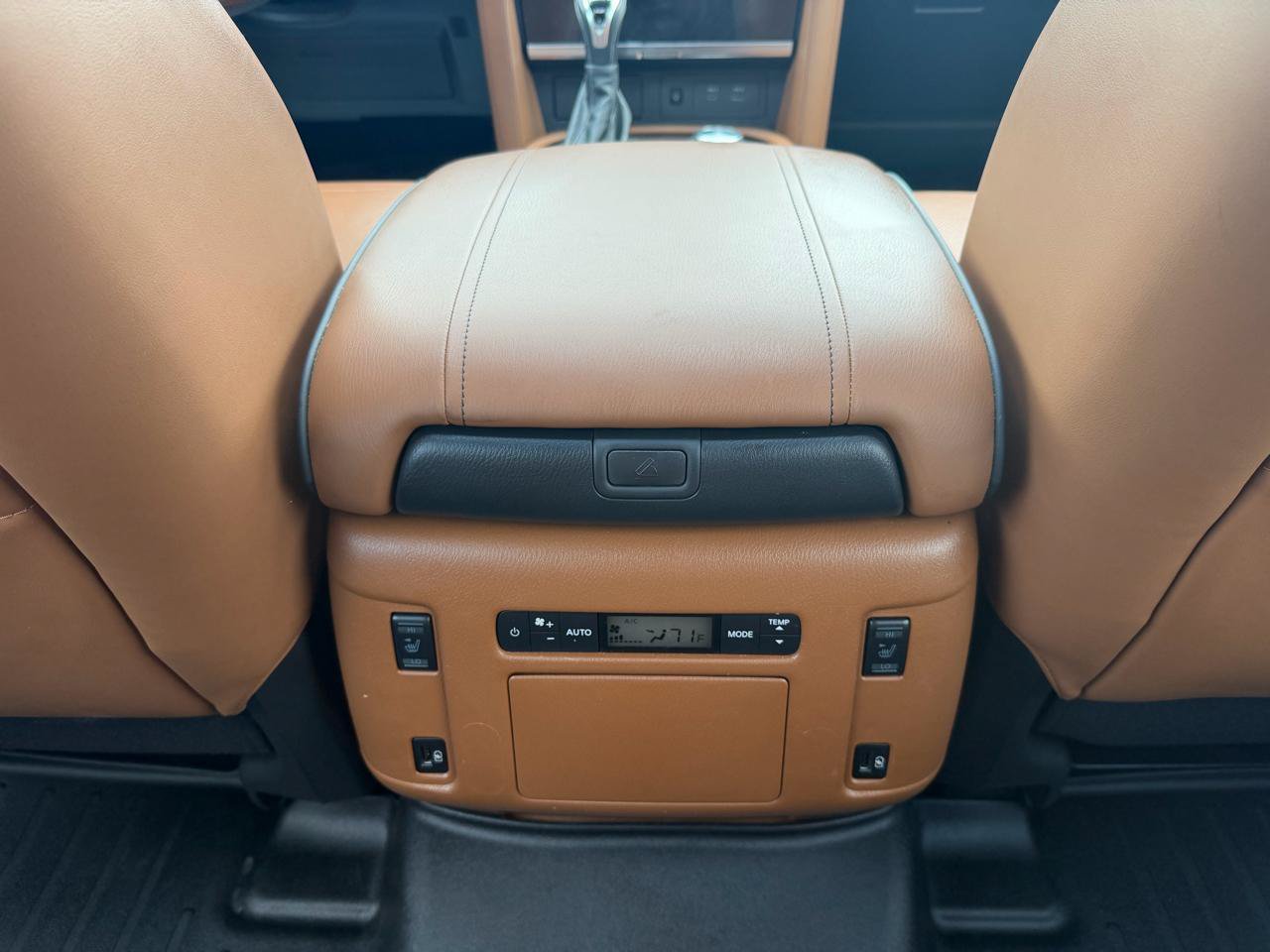 Used 2024 INFINITI QX80 Sensory w/ Cargo Package AWD/4WD image 9