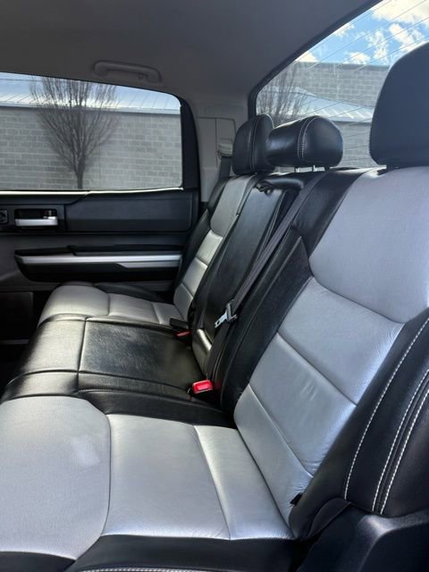 Used 2014 Toyota Tundra SR5 w/ SR5 Upgrade Package image 33
