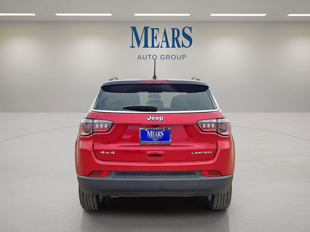 Used 2025 Jeep Compass Limited AWD/4WD image 4