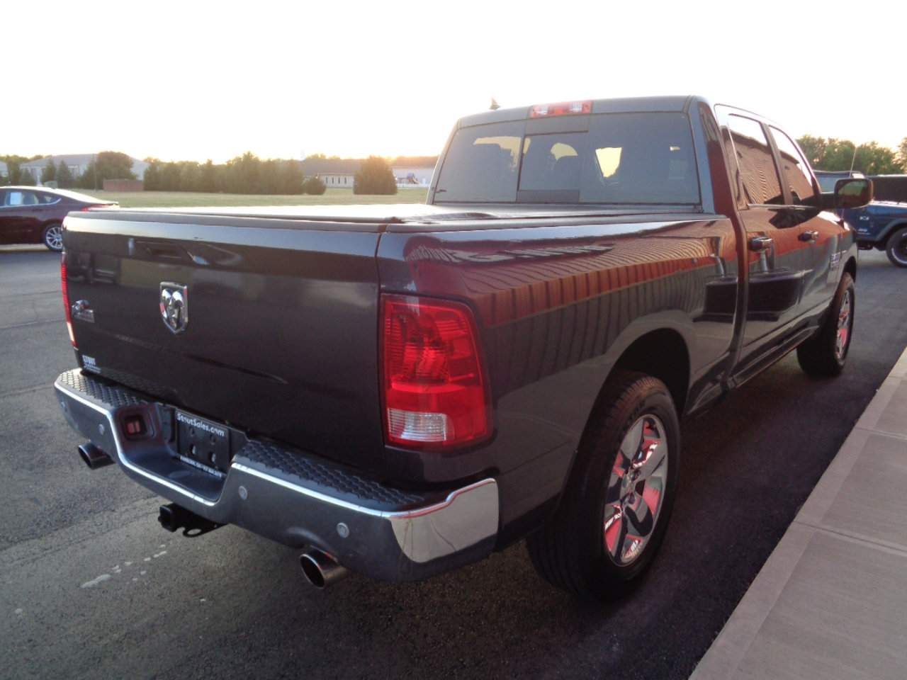 Used 2019 RAM 1500 Big Horn RWD image 5