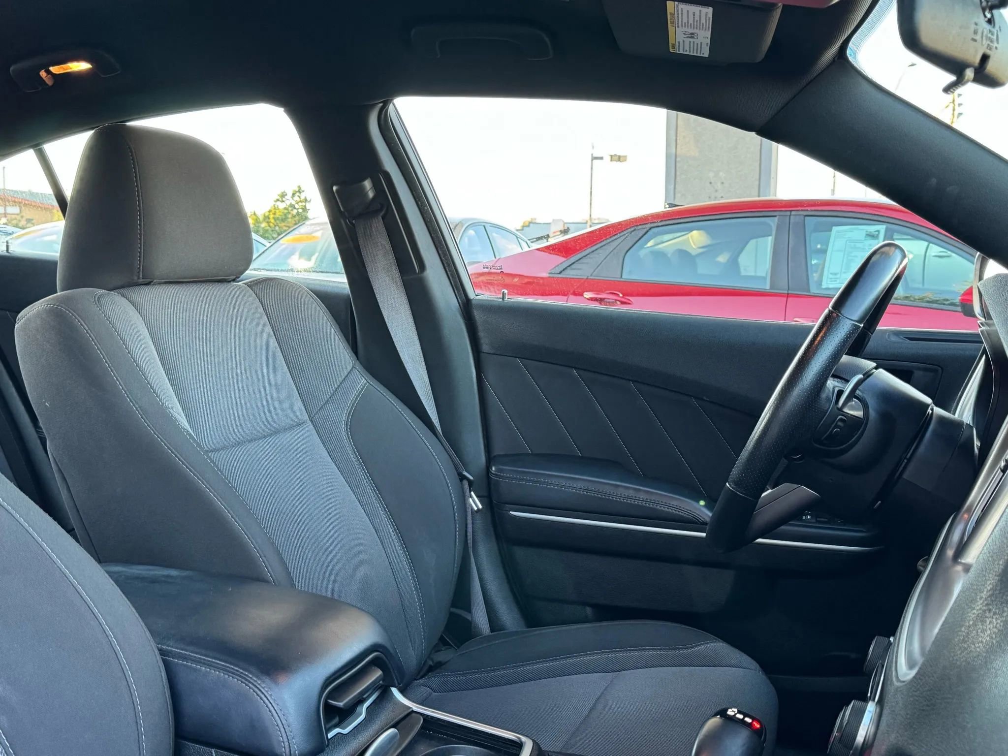 Used 2022 Dodge Charger SXT RWD image 17