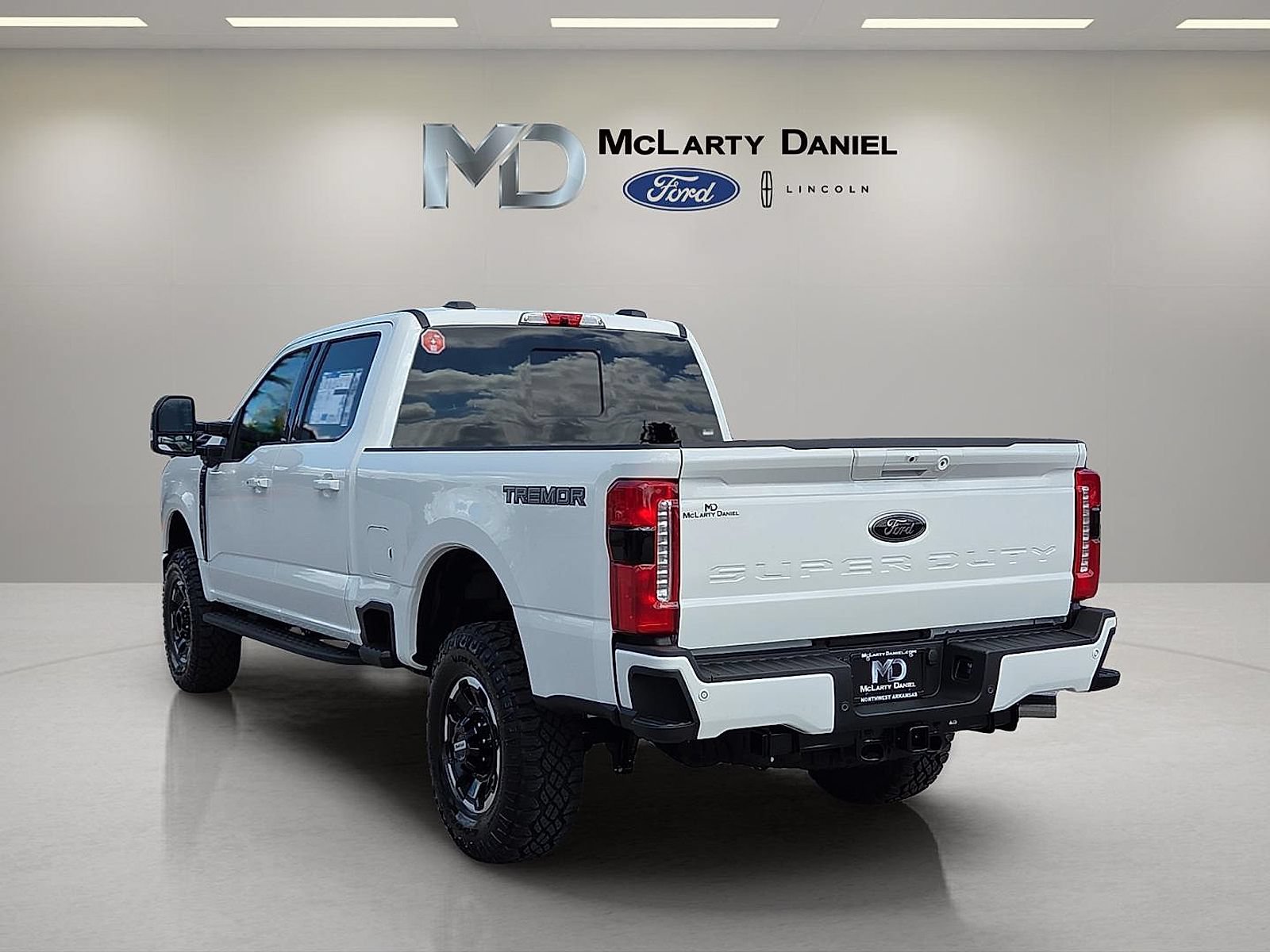 New 2026 Ford F350 Lariat w/ Tremor Off-Road Package AWD/4WD image 4