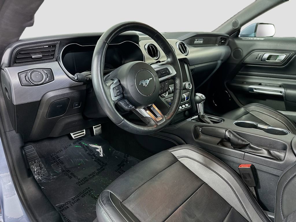 Used 2022 Ford Mustang Premium w/ Equipment Group 201A image 4