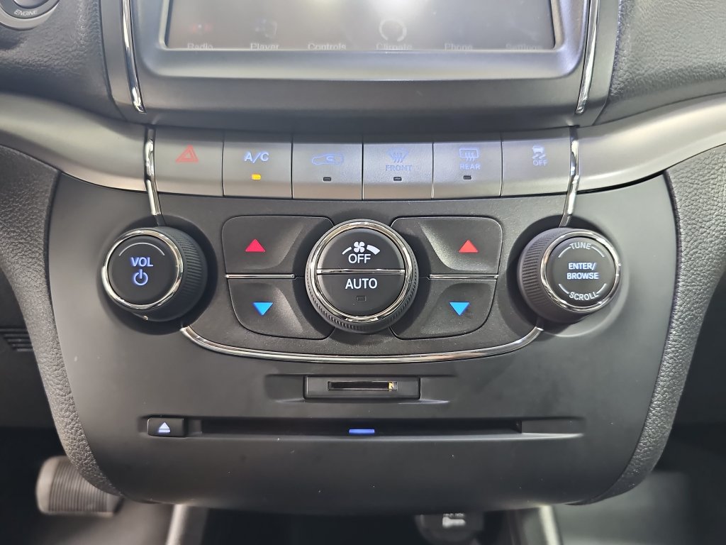Used 2016 Dodge Journey Crossroad w/ Popular Equipment Group FWD image 27