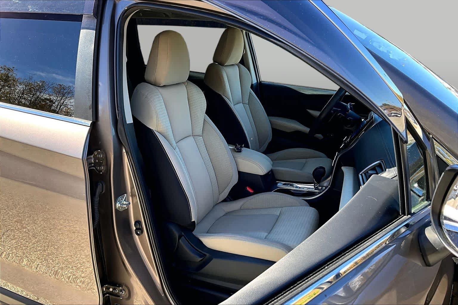 Used 2021 Subaru Ascent Premium w/ Sport Package AWD/4WD image 8
