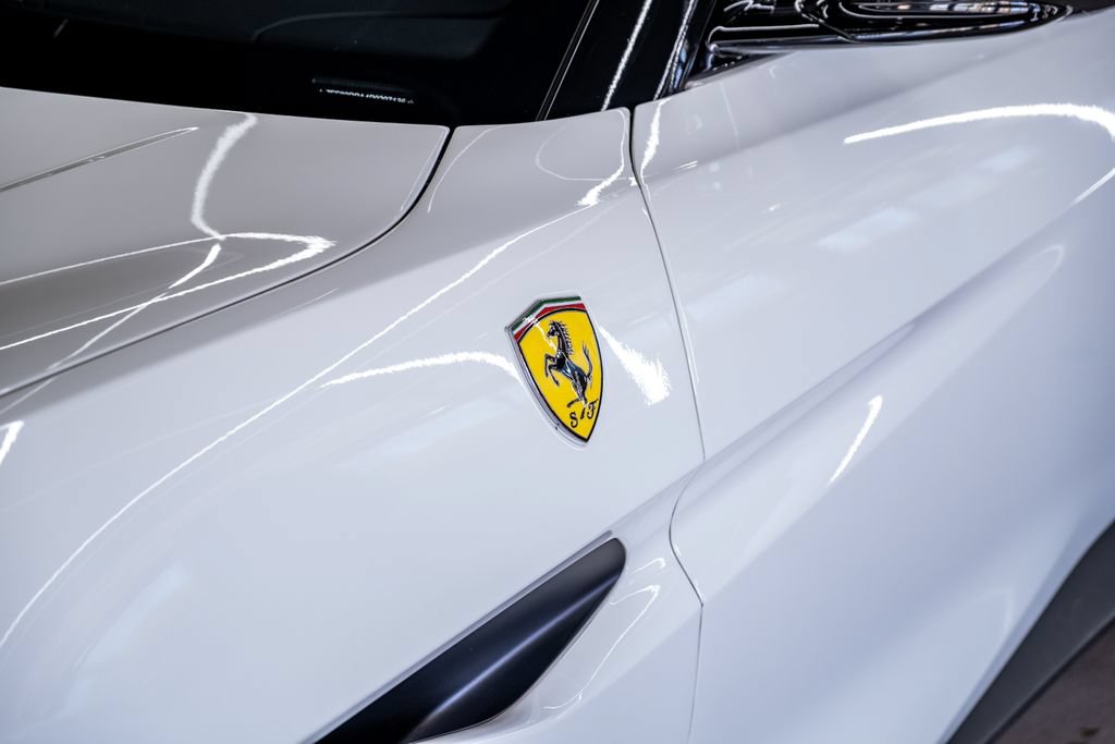 Used 2023 Ferrari Portofino M RWD image 22