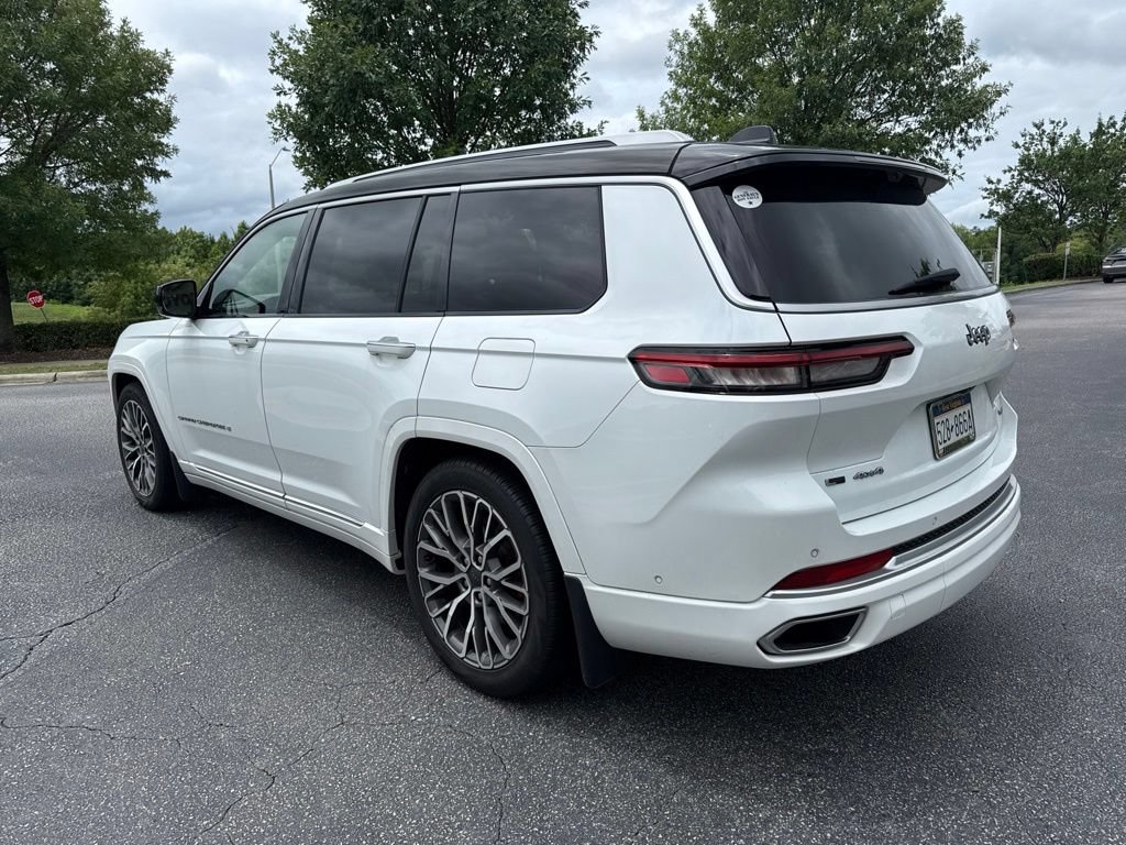 Used 2021 Jeep Grand Cherokee L Summit AWD/4WD image 4