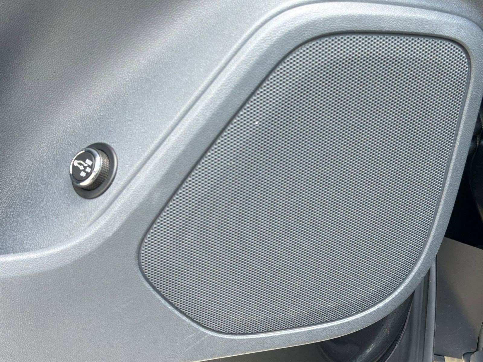 Used 2019 Chevrolet Blazer LT w/ Sun and Wheels Package image 21