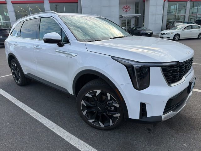 Used 2026 Kia Sorento EX image 2