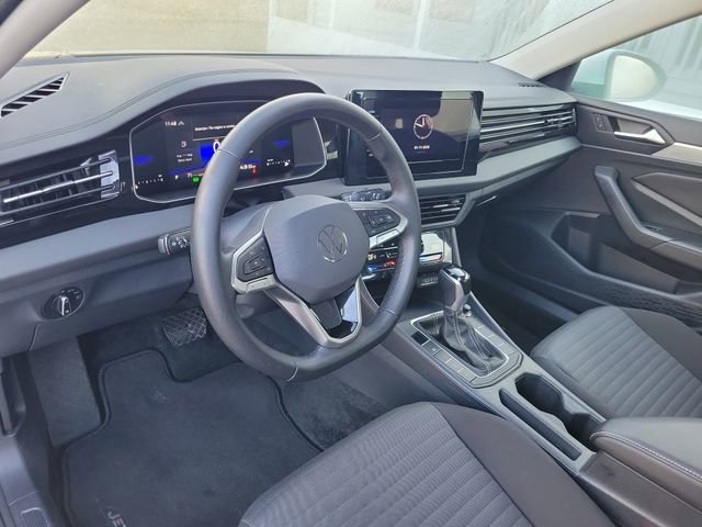 Used 2025 Volkswagen Jetta S image 11