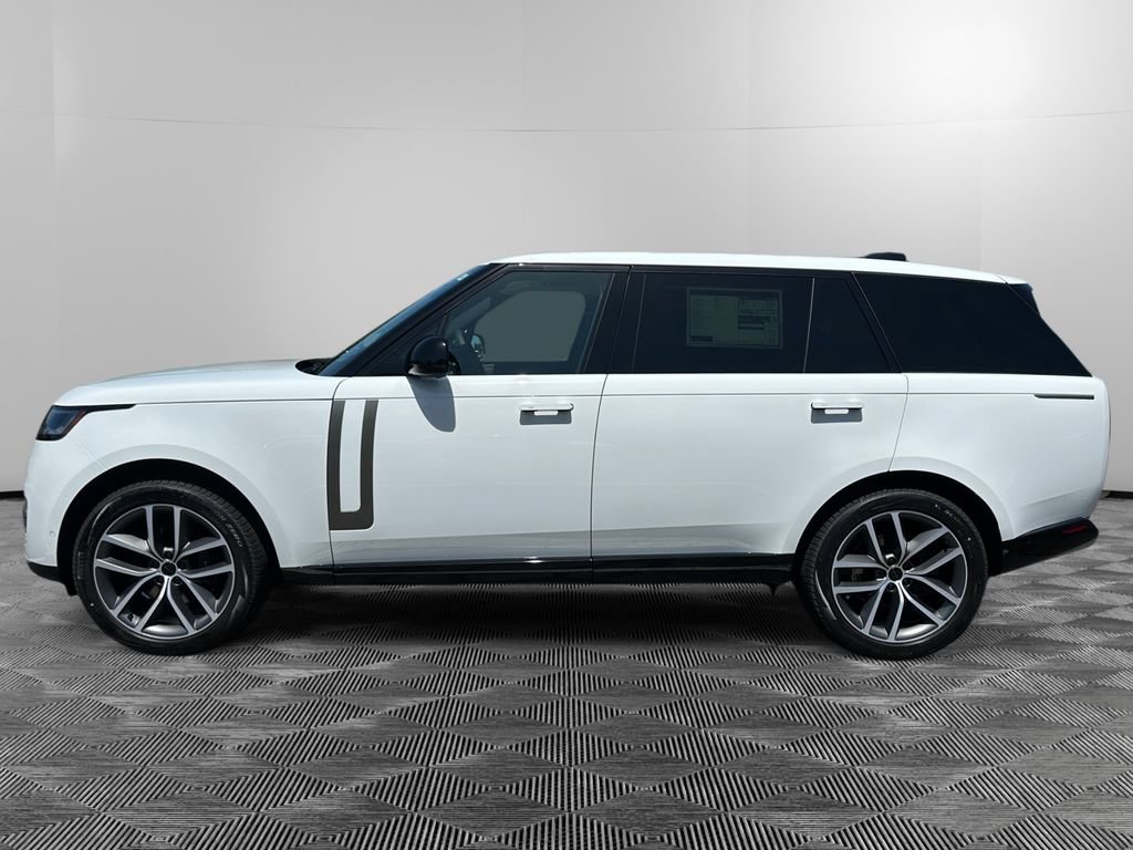 New 2026 Land Rover Range Rover Long Wheelbase SE AWD/4WD image 2