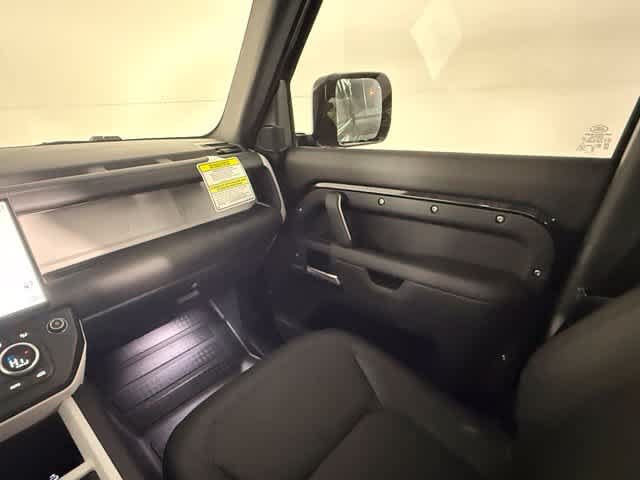 New 2026 Land Rover Defender 110 S AWD/4WD image 18