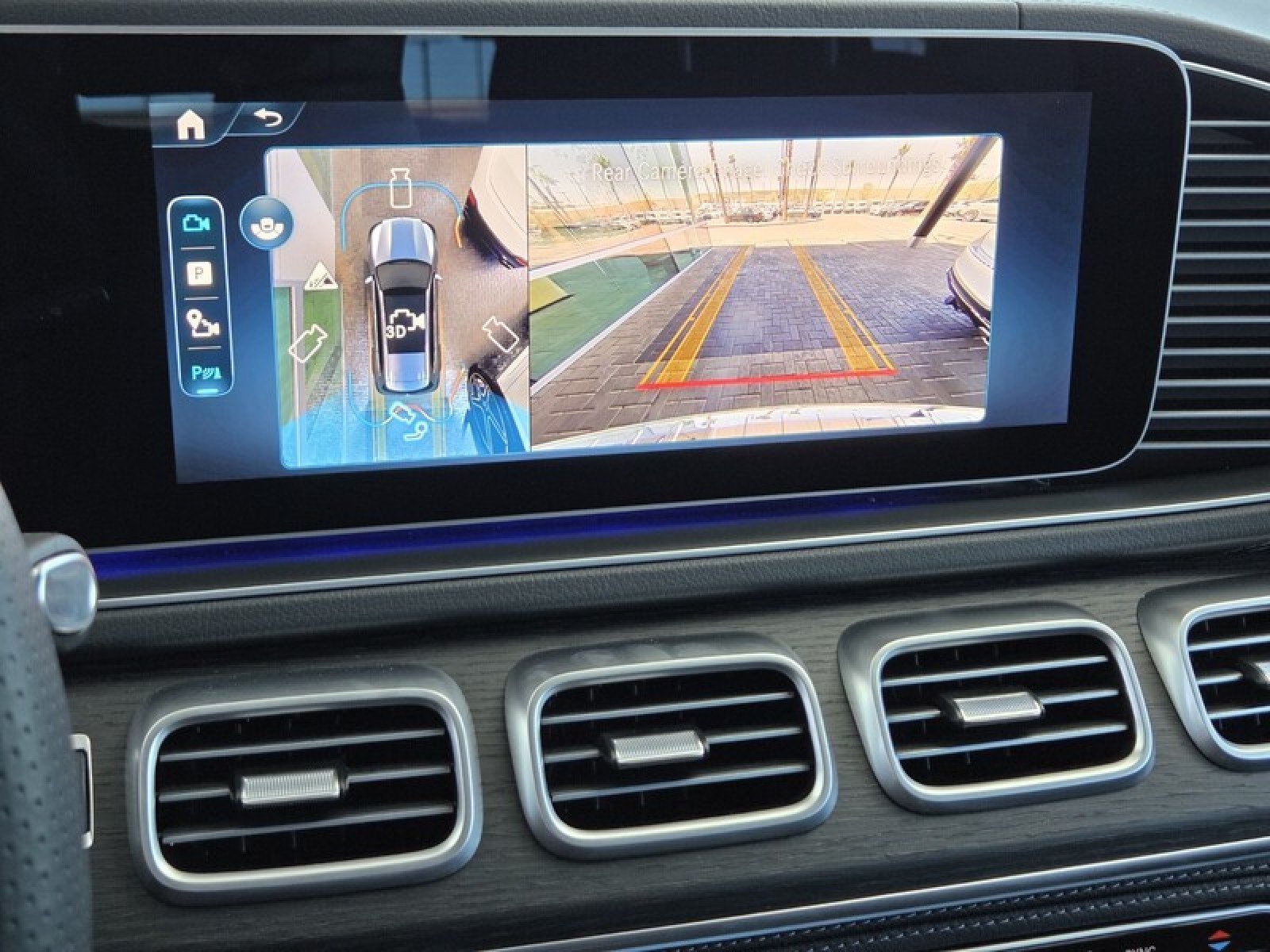 Certified 2026 Mercedes-Benz GLS 580 4MATIC image 33
