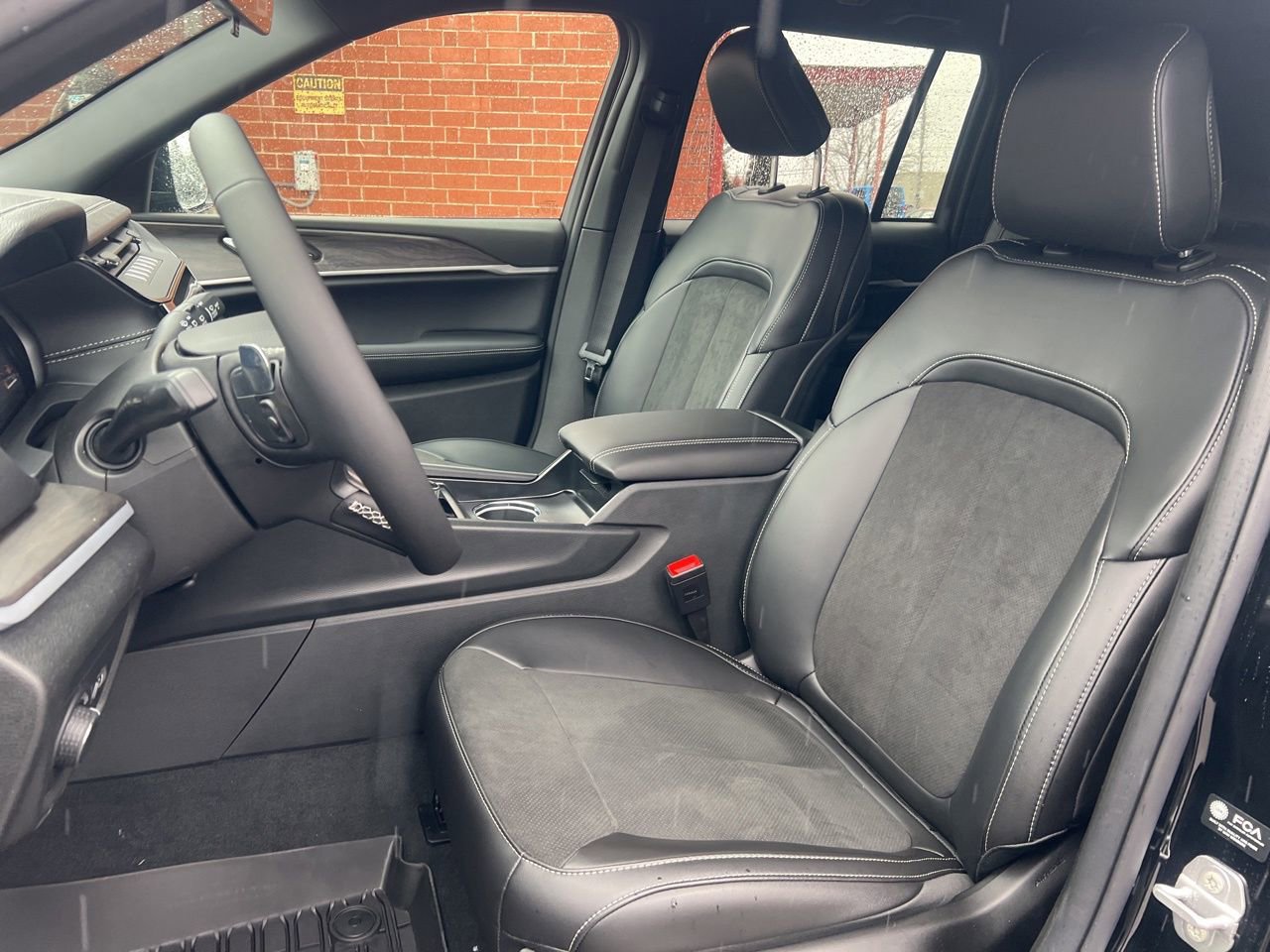 New 2026 Jeep Grand Cherokee Altitude image 15