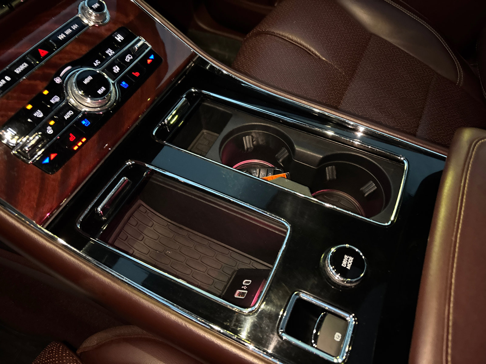 Used 2020 Lincoln Aviator Black Label w/ Dynamic Handling Package image 23