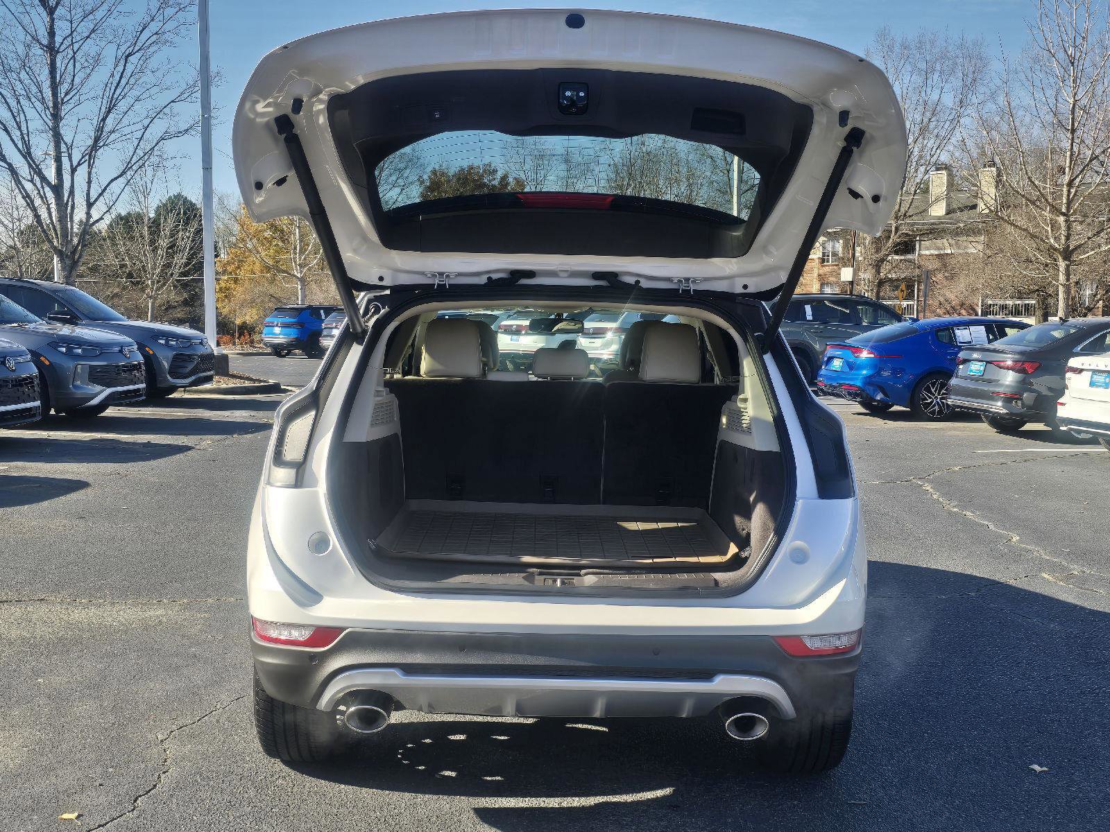 Used 2019 Lincoln MKC Premiere image 8